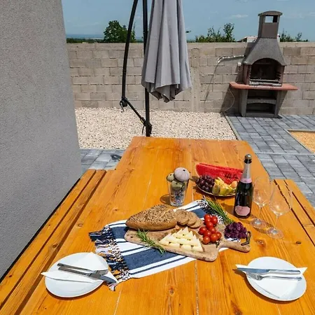 Grigia Comfortable Villa Stankovci (Zadar)