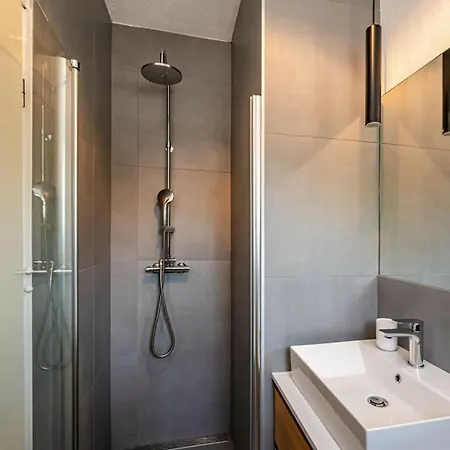 Grigia Comfortable *