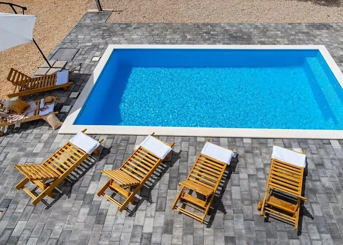 Grigia Comfortable Villa *