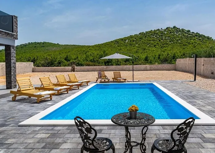 Grigia Comfortable Villa *